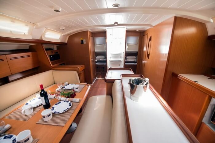 Sailboat Beneteau Cyclades 50.5
